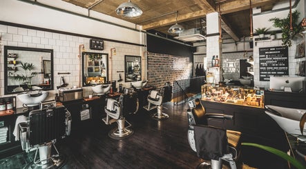 Huckle The Barber Lambs Conduit Street image 3