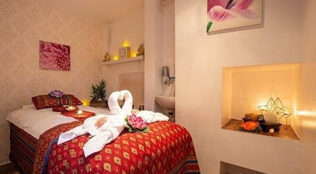 Thai Studio High St Kensington