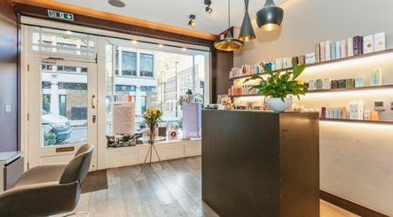 Decadence Hair and Beauty image 2