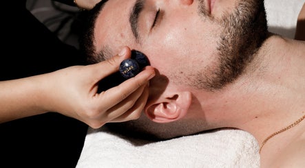 re:lax Hackney image 3